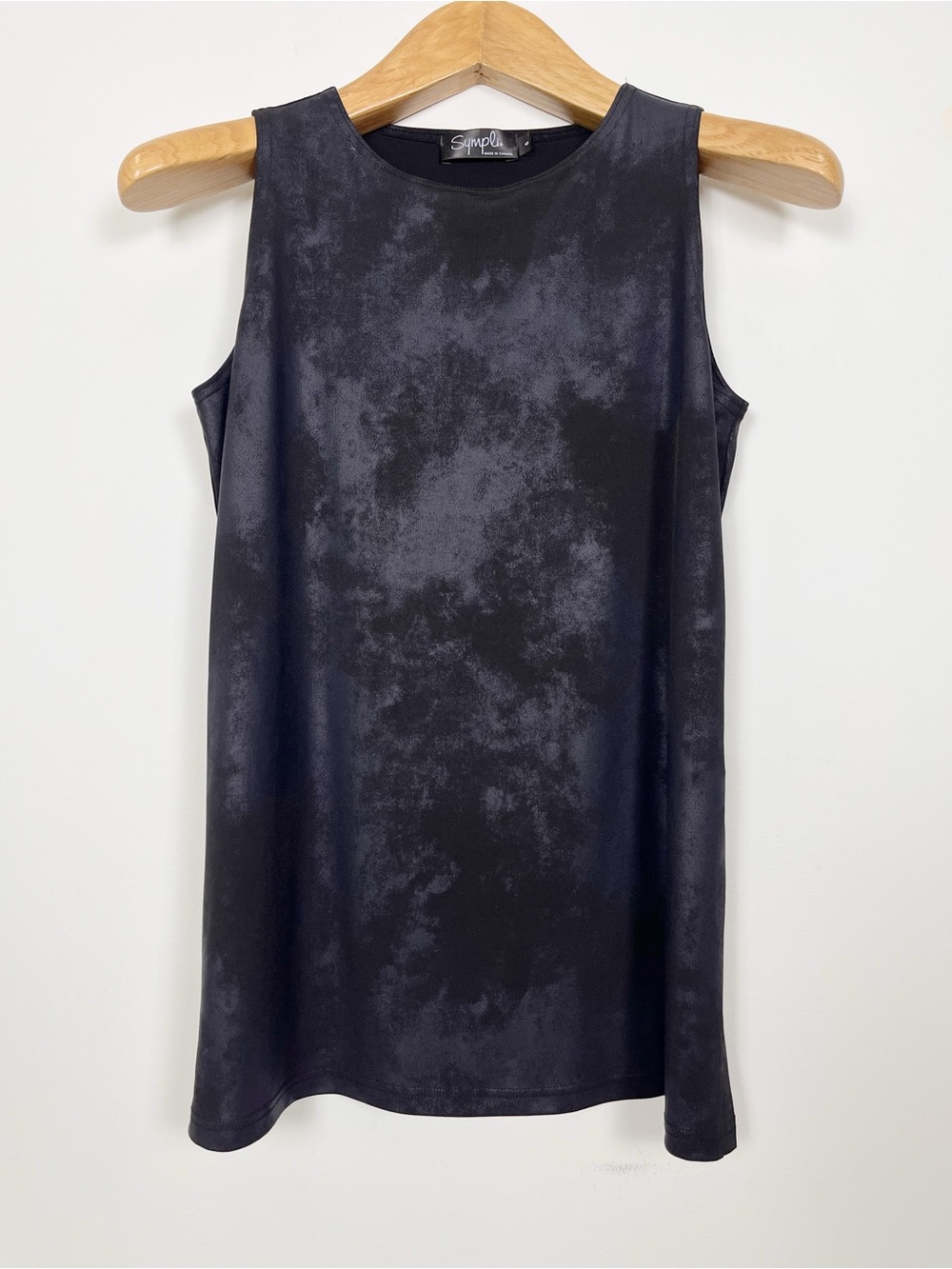 Sympli 🇨🇦 Black Shimmer Sleeveless Tank Size 8